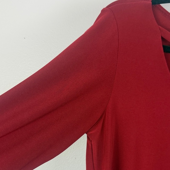 Sympli Classic Chic Burgundy Asymmetrical Cut Out 3/4 Sleeve Size 8 Tunic Blouse - Picture 4 of 8